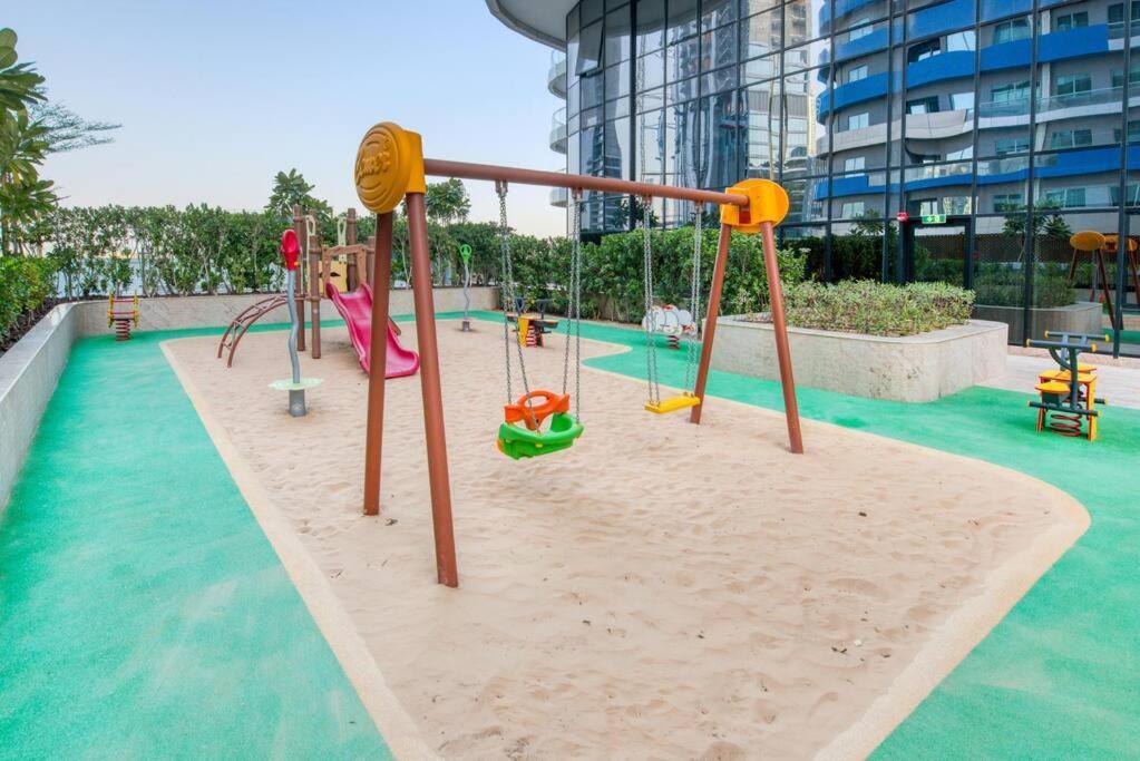 Rh - Burj Khalifa View, 01 Bedroom Bliss At Rp Heights, Near Mall Apartment *